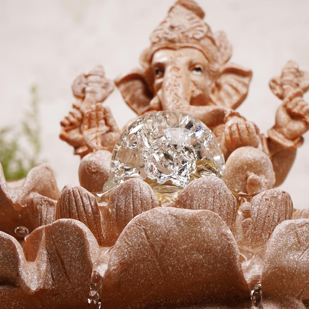 Zen Ganesha Temalı Beyaz Su Şişesi