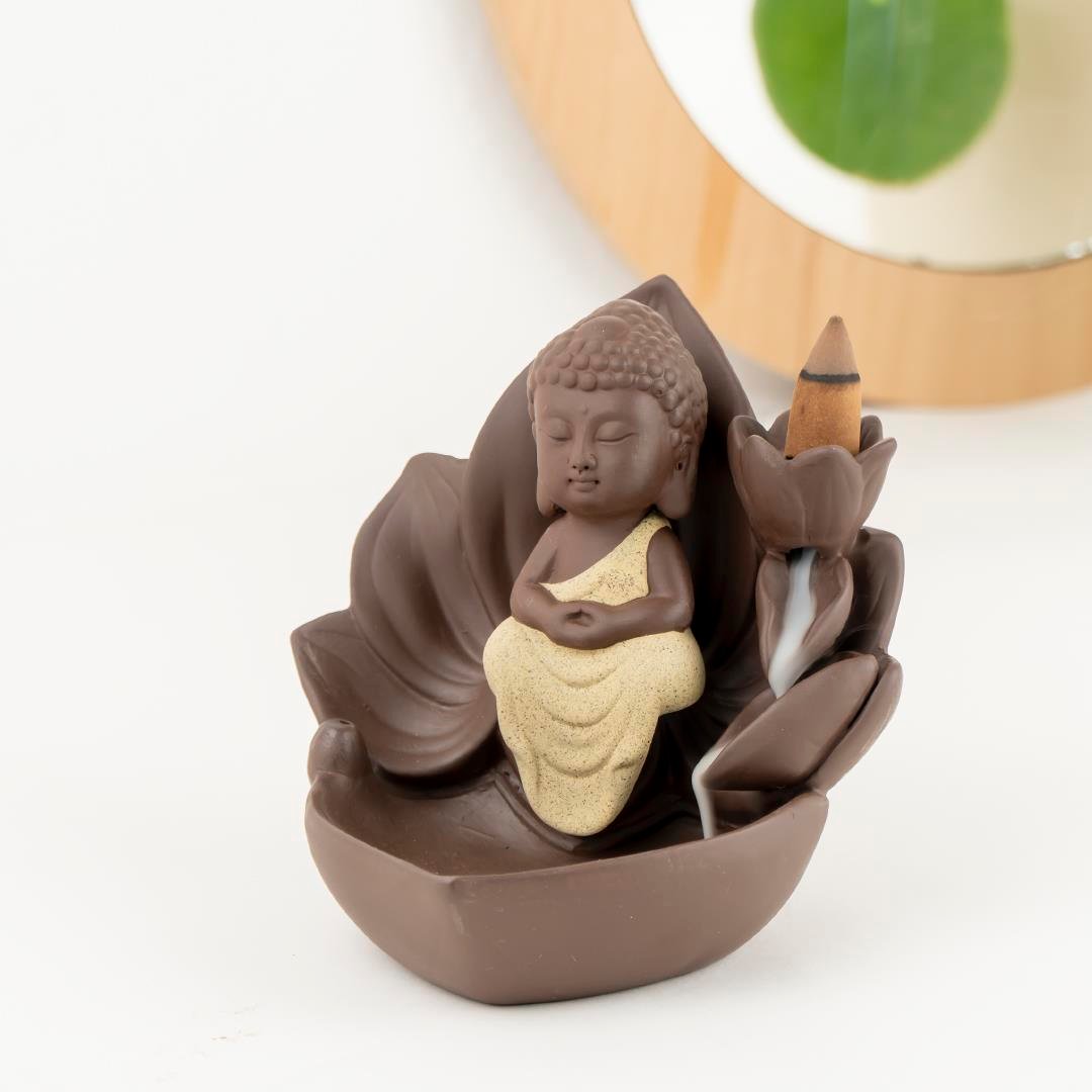 Zen Oturan Buddha Geri Akışlı Şelale Tütsülük (Kahverengi): 