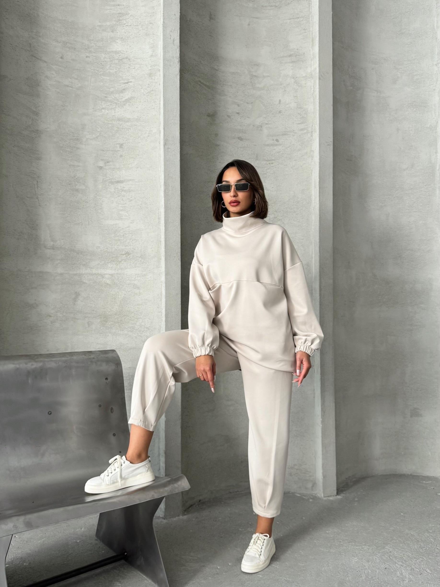 KREM SCUBA DİK YAKALI SWEAT TAKIM