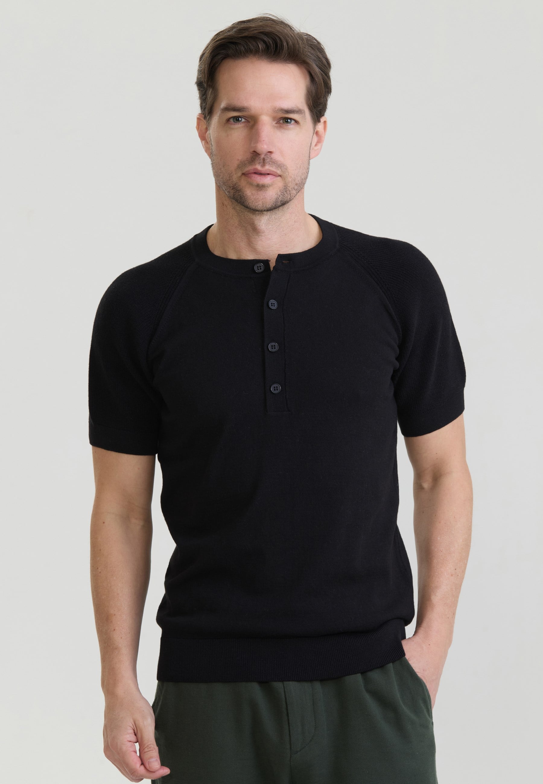 Erkek Basic Bisiklet Yaka Düğme Kapama Detaylı Triko T-ShirtFelix HardyFHMPLO904-3