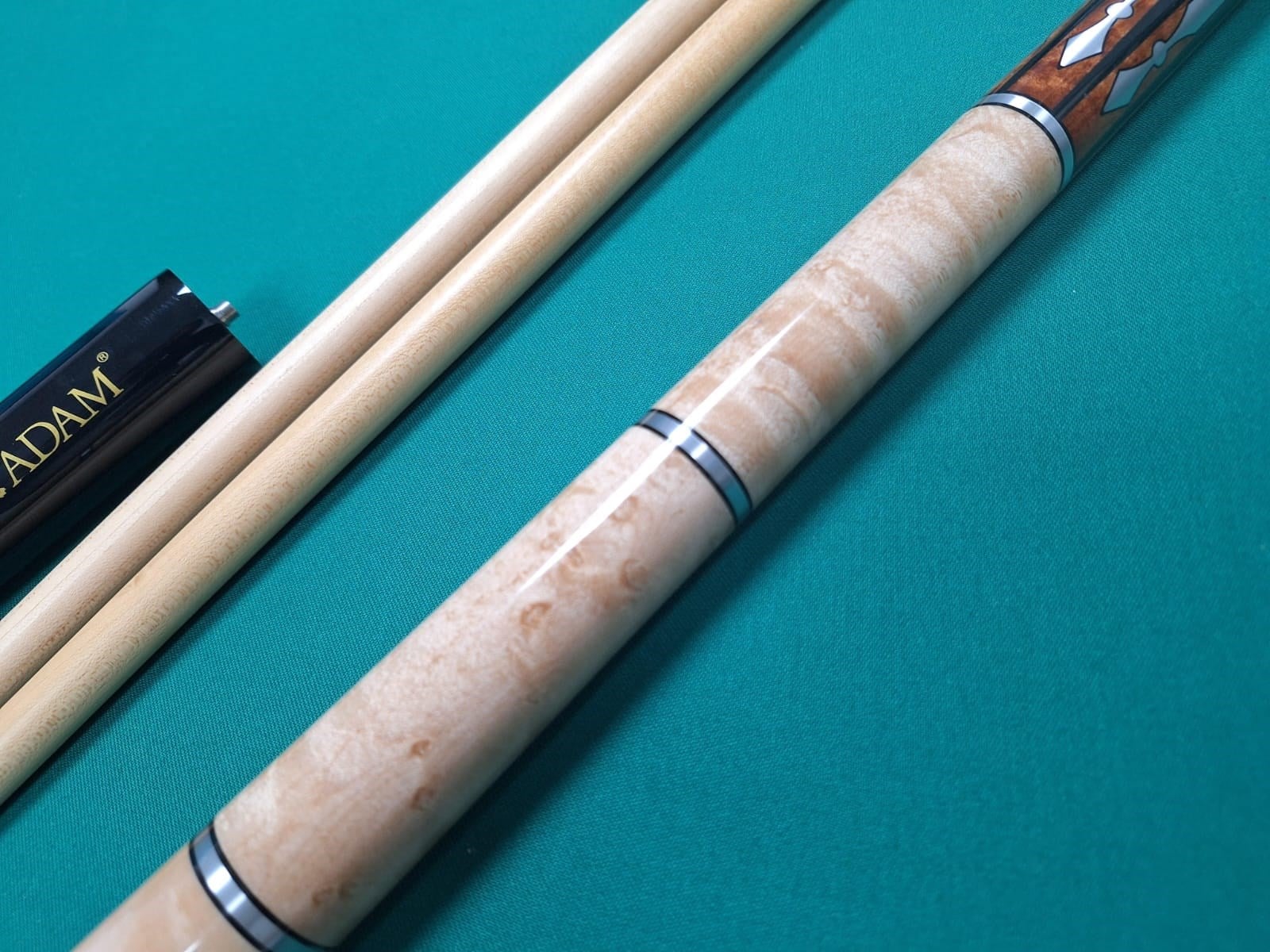 Adam Tiiatnium Carom Limited Edition Profesyonel 3 Bant Bilardo Istakası
