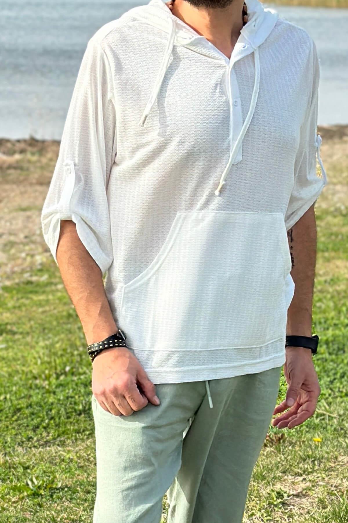 Kolyeli Kolu Patlı Kapişonlu Beyaz Sweatshirt