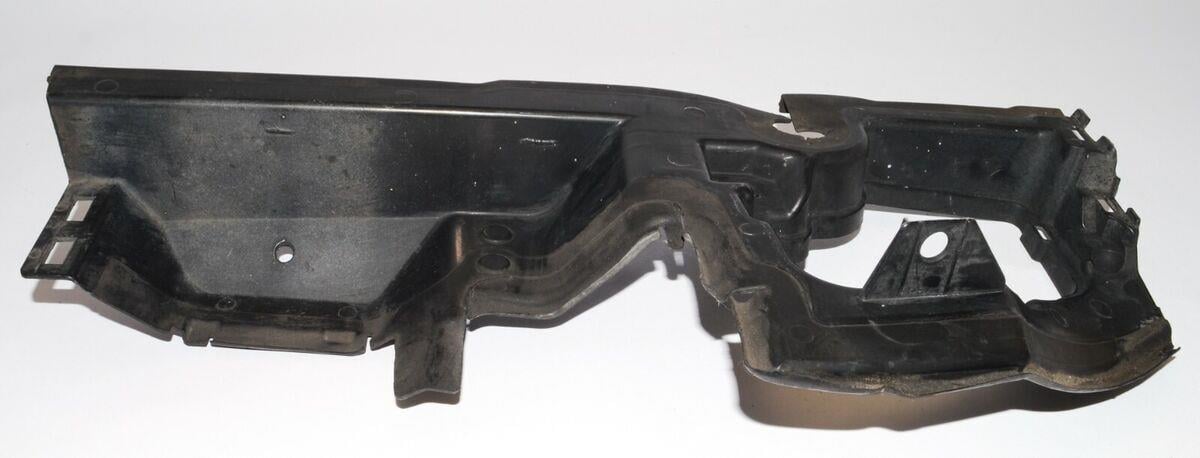 ÖN PANEL YAN BAKALİT SOL E60