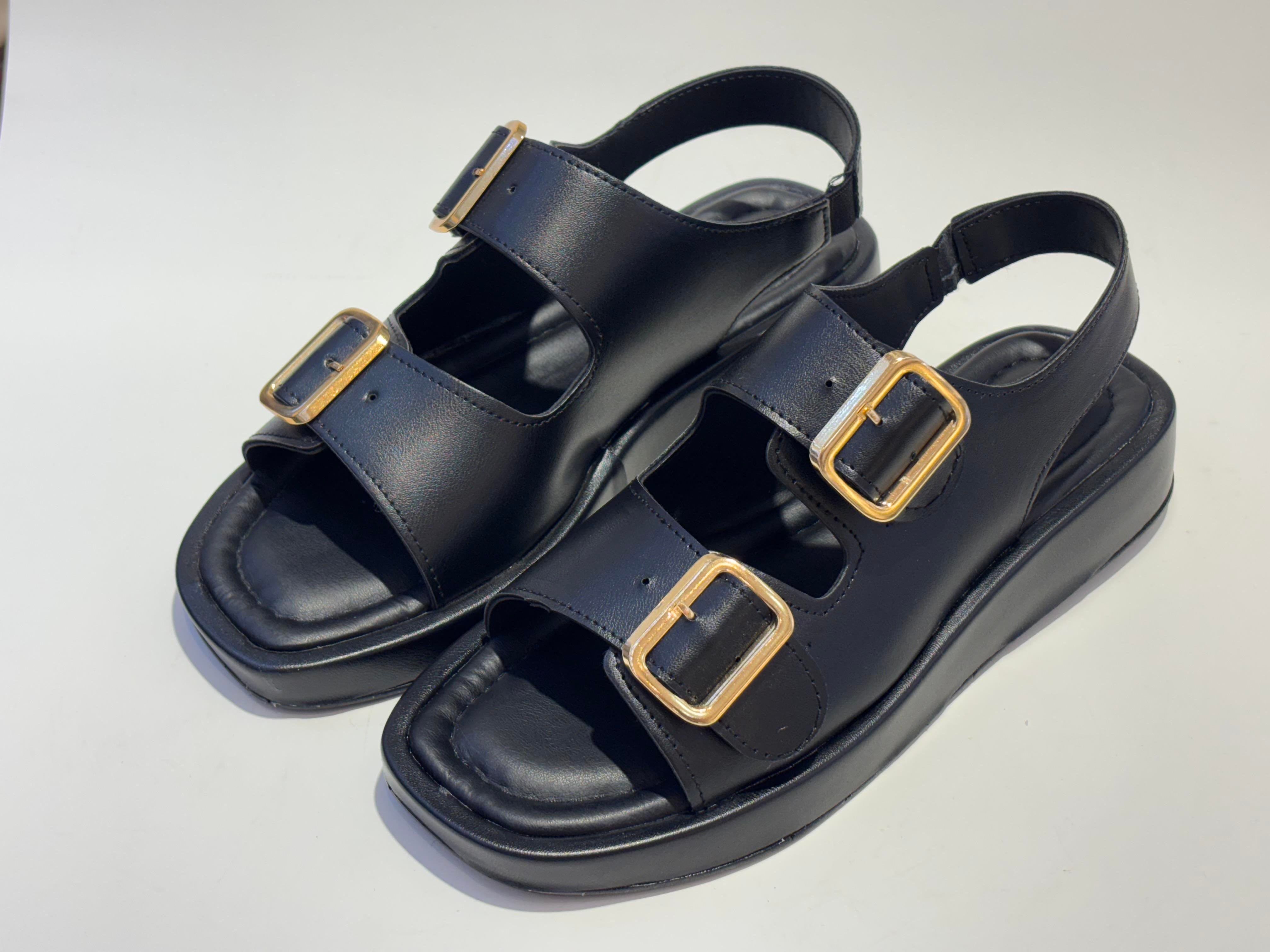 Velora Siyah Sandalet