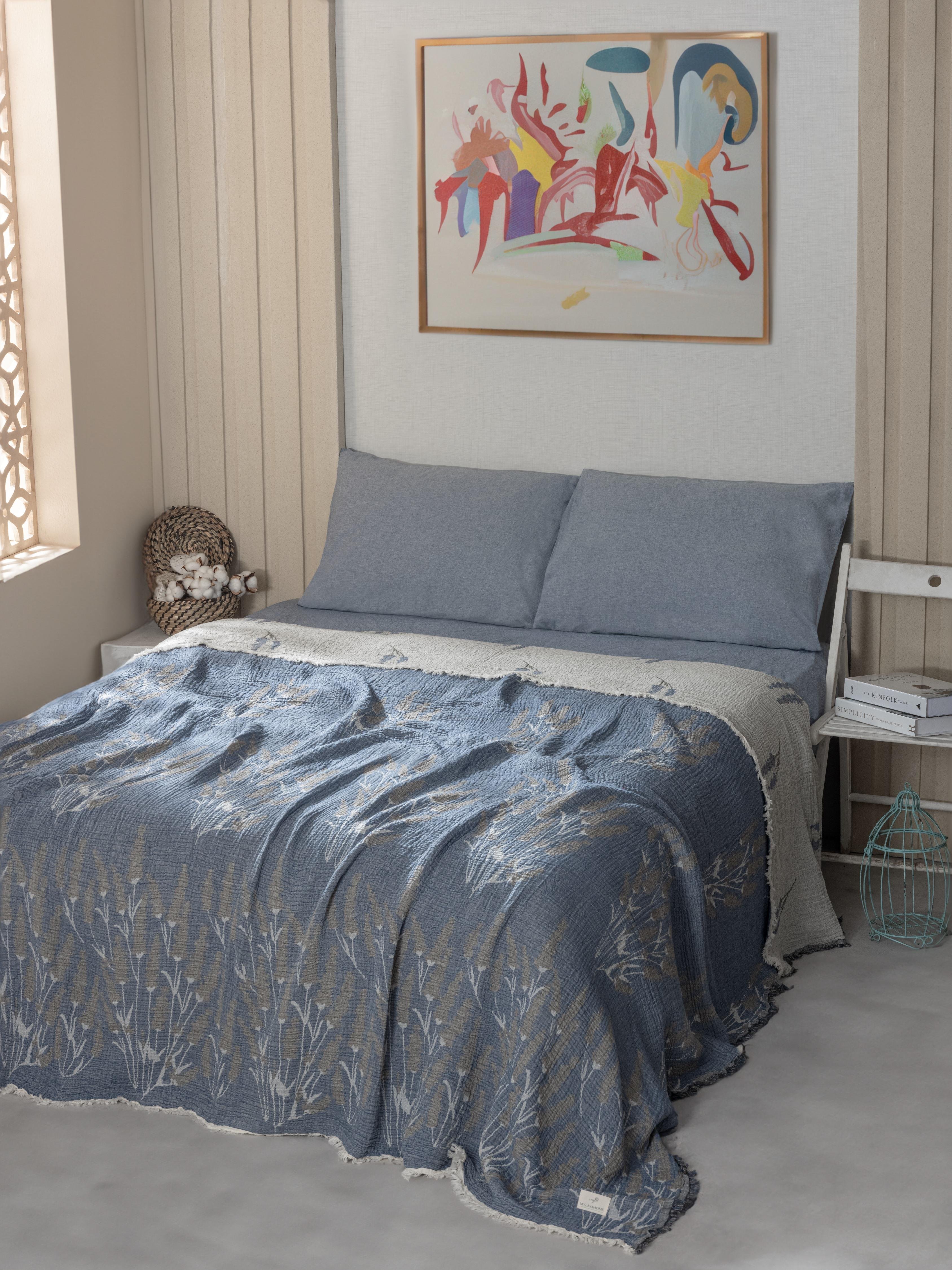 Müslin 4 Katlı Lavanta Desenli (Jakarlı) Yatak Örtüsü Çift Kişilik 220x240cm