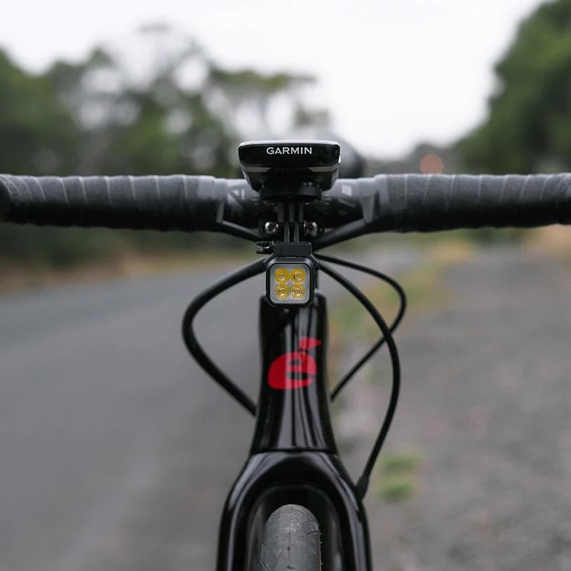 Knog Blinder 900 Şarjlı Bisiklet Ön Farı | 900 Lümen Kompakt Işık