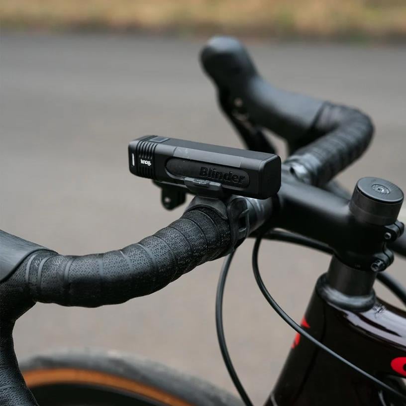 Knog Blinder 900 Şarjlı Bisiklet Ön Farı | 900 Lümen Kompakt Işık