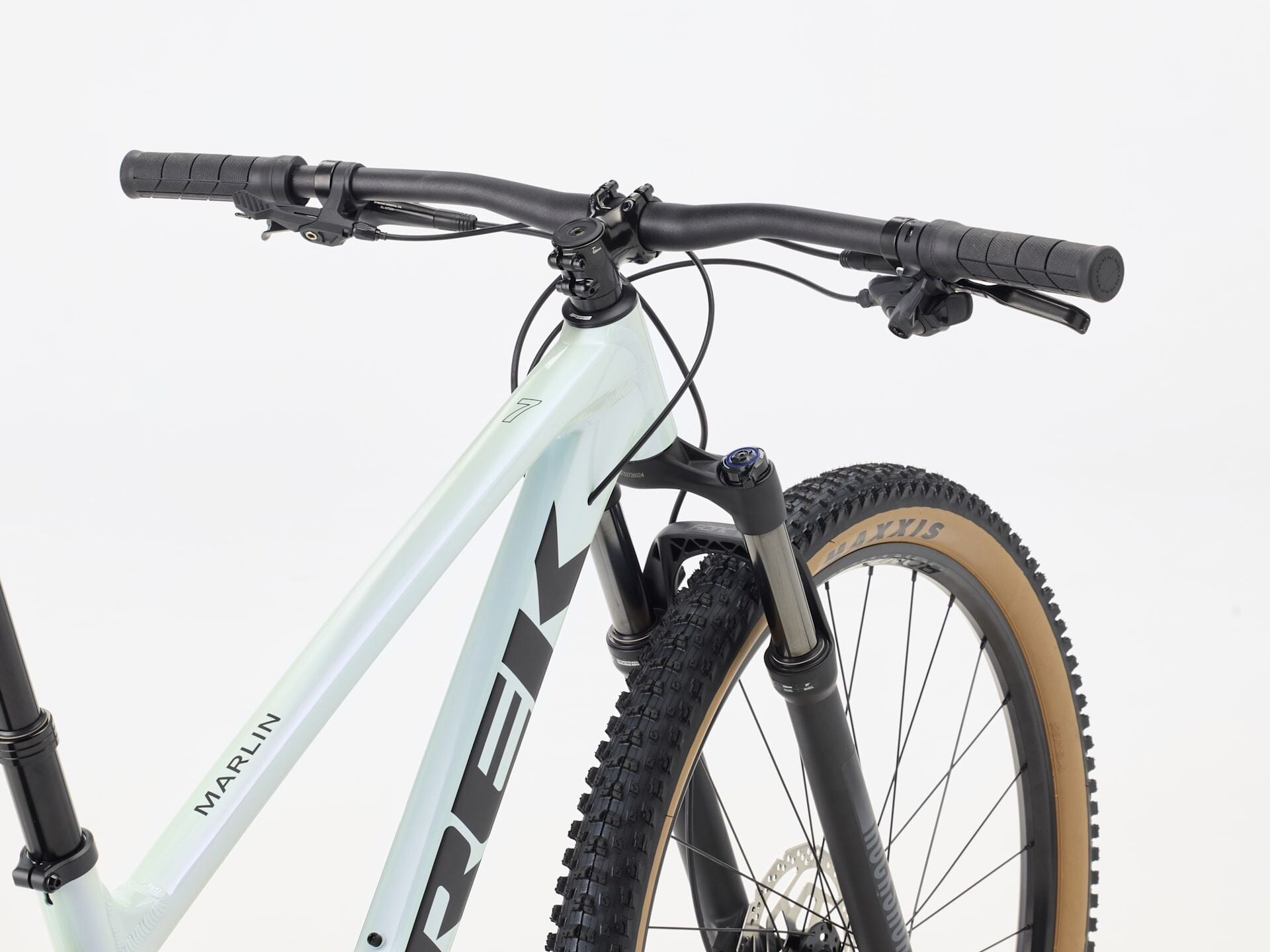 Trek Marlin 7 Gen 3 2026 Dağ Bisikleti | SRAM Eagle 12V, RockShox Judy, Trail Geometri