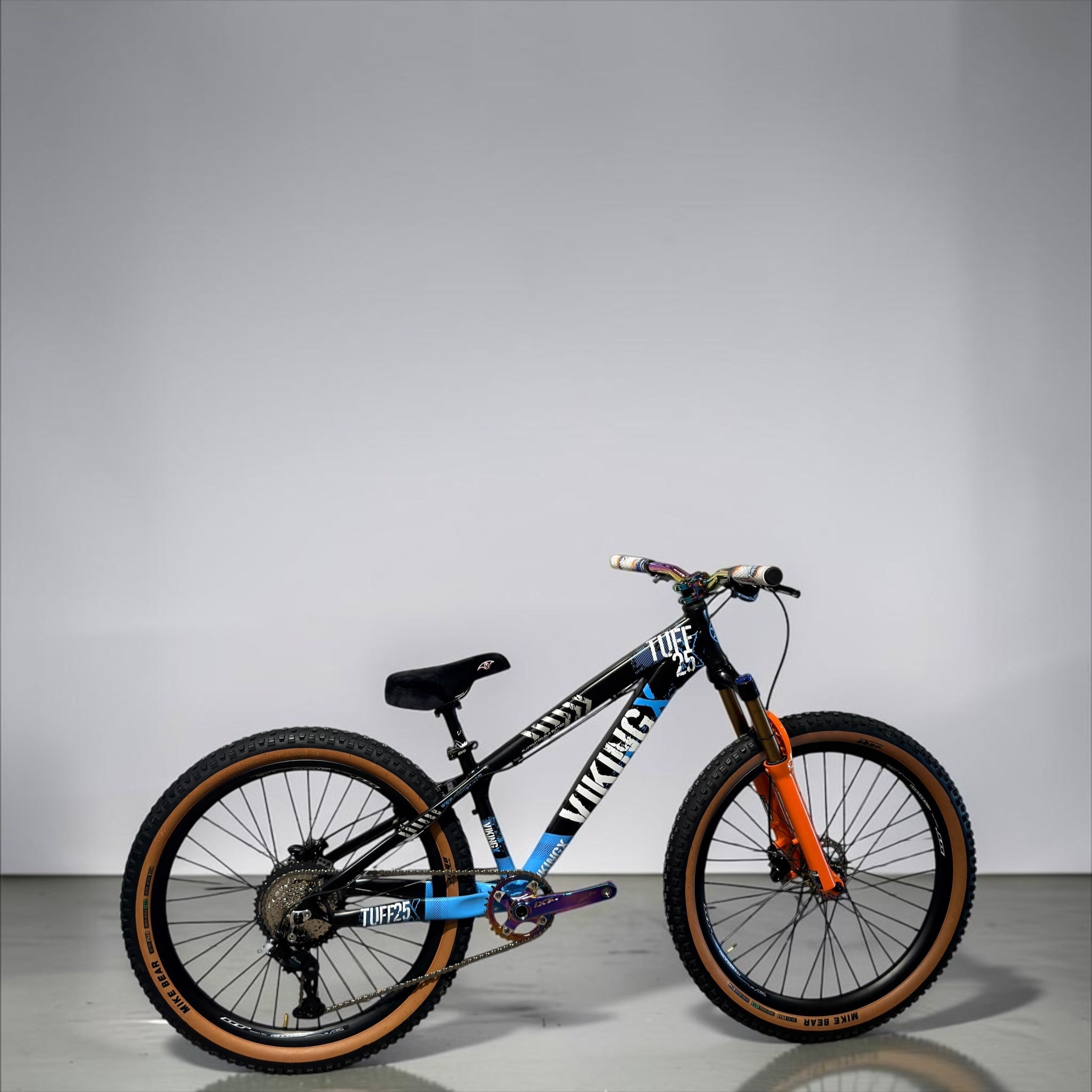 VikingX Özel Toplama 26 Jant Shimano ESSA Havalı Amortisörlü MTB