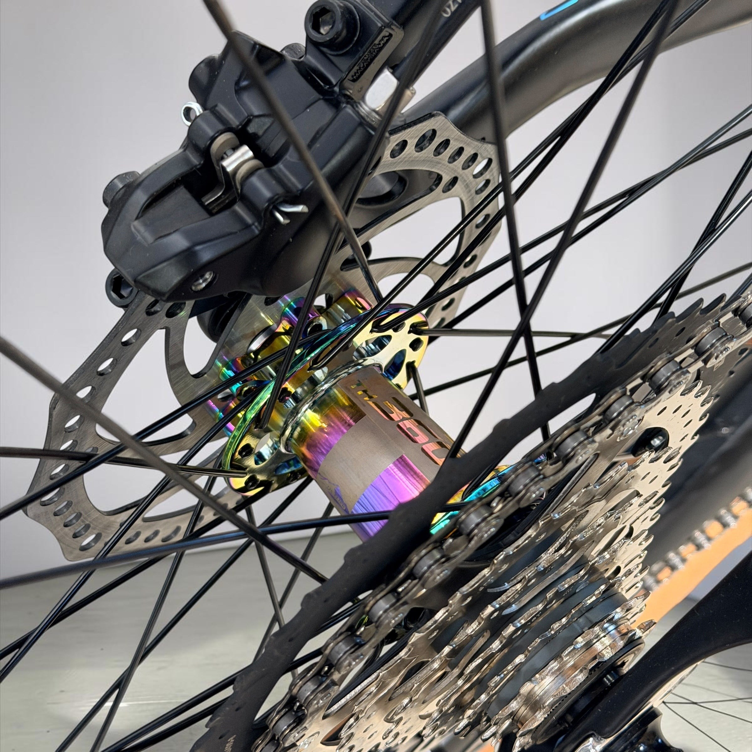 VikingX Özel Toplama 26 Jant Shimano ESSA Havalı Amortisörlü MTB