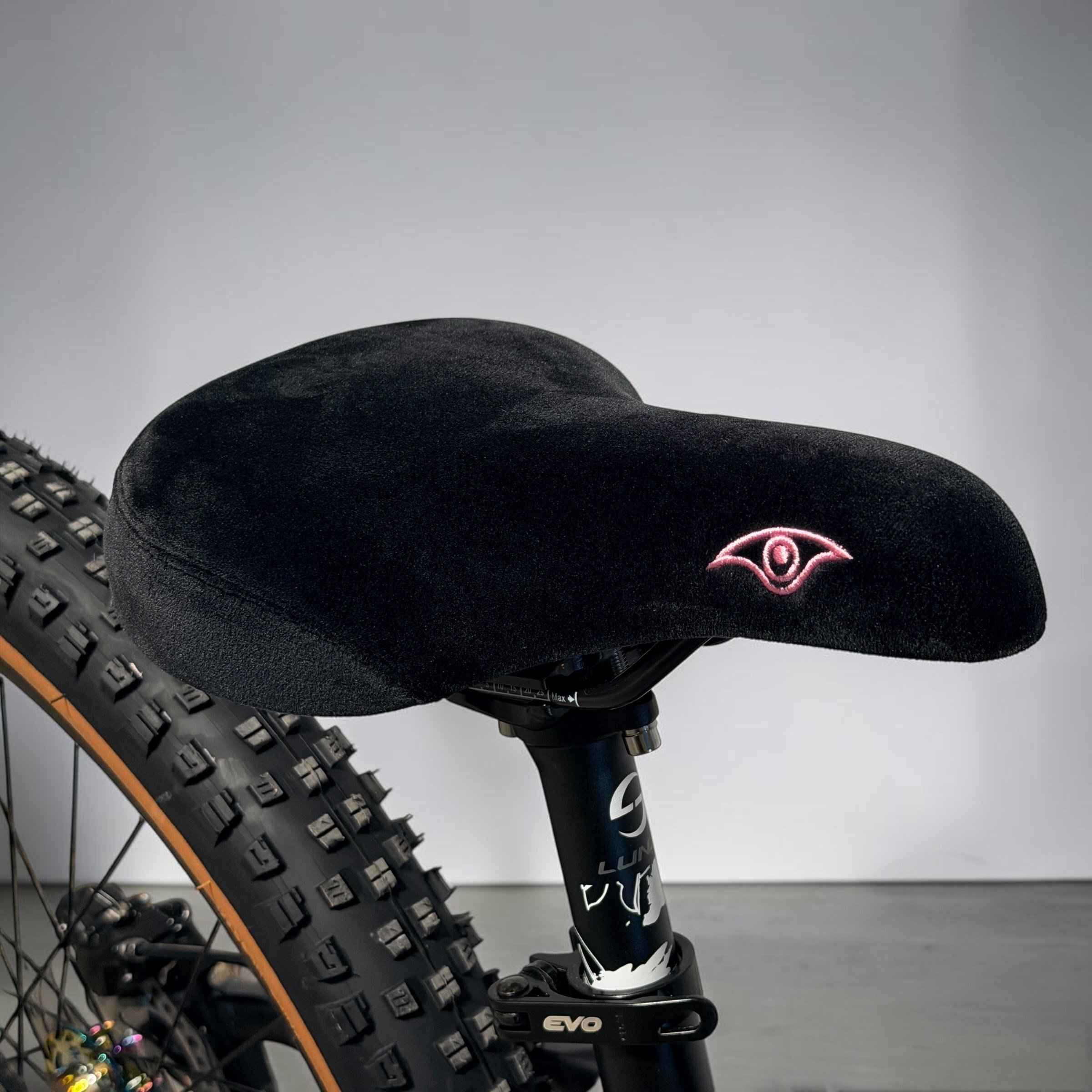 VikingX Özel Toplama 26 Jant Shimano ESSA Havalı Amortisörlü MTB