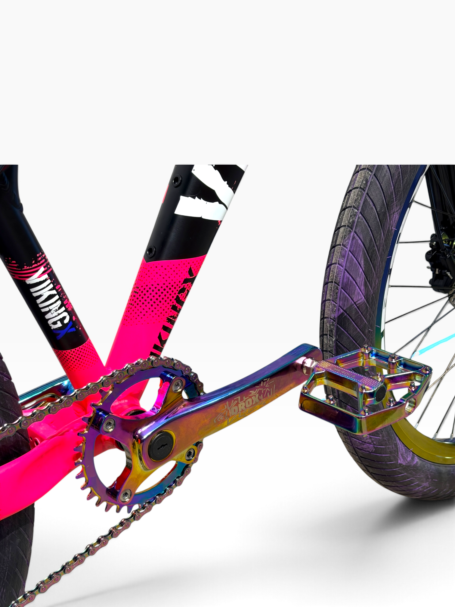VikingX Tuff 25 Pembe-Siyah Özel Konfigüre Bisiklet – Son 1 Adet