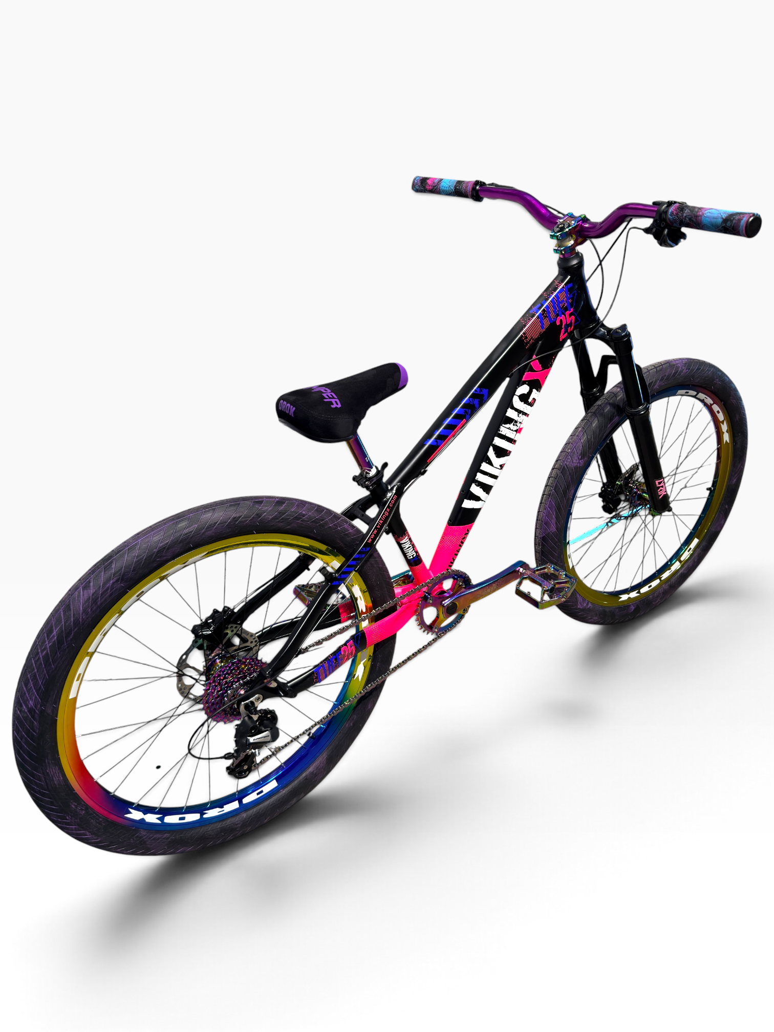 VikingX Tuff 25 Pembe-Siyah Özel Konfigüre Bisiklet – Son 1 Adet