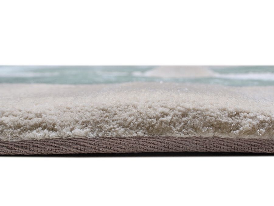 Plain Hand Tuft