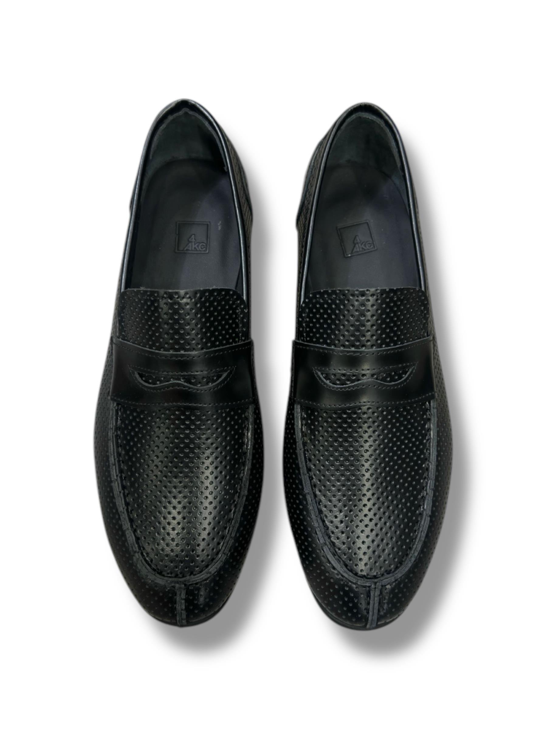 AyakkabıDelikli LoaferDelikli Loafer