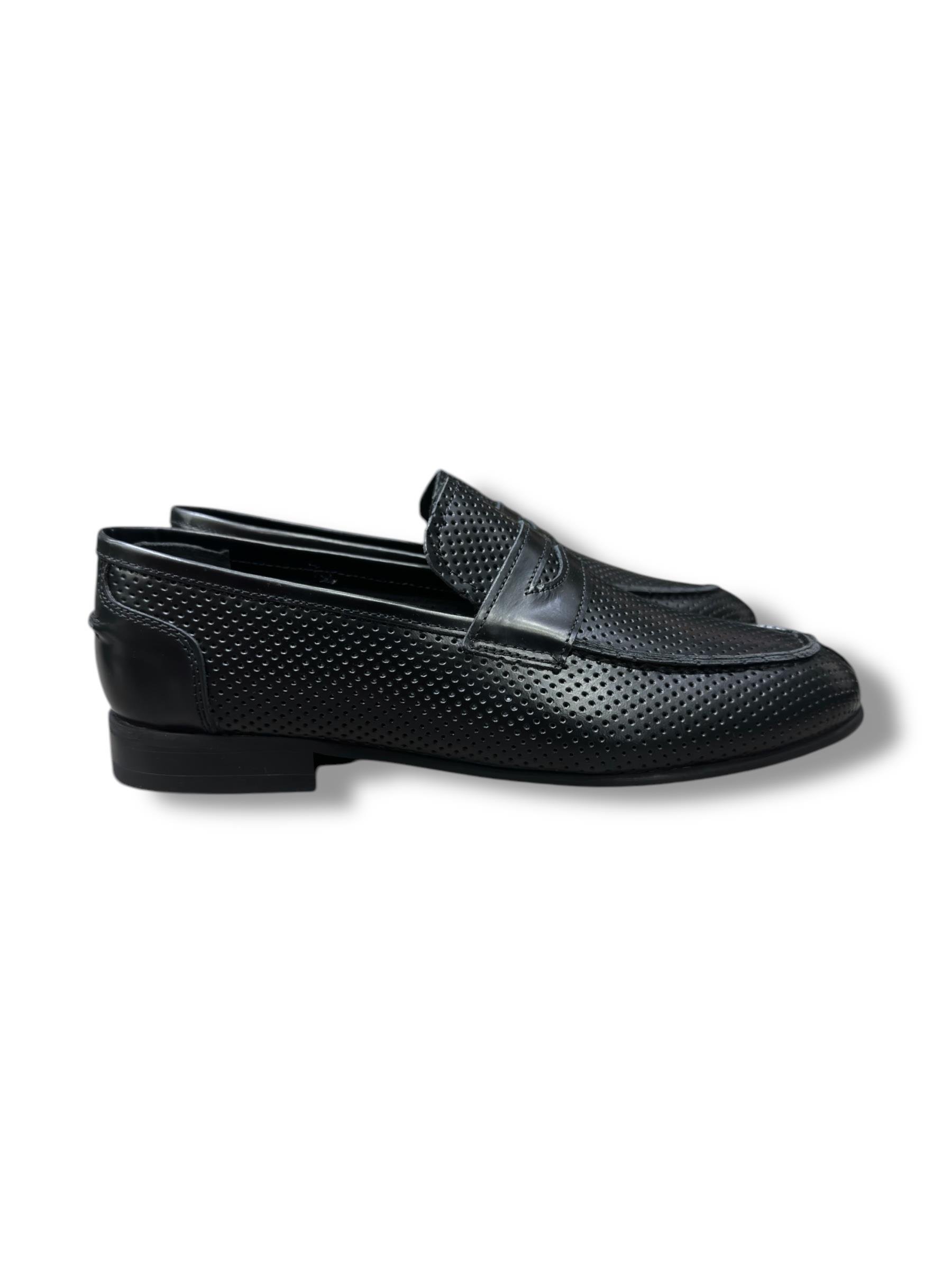 AyakkabıDelikli LoaferDelikli Loafer