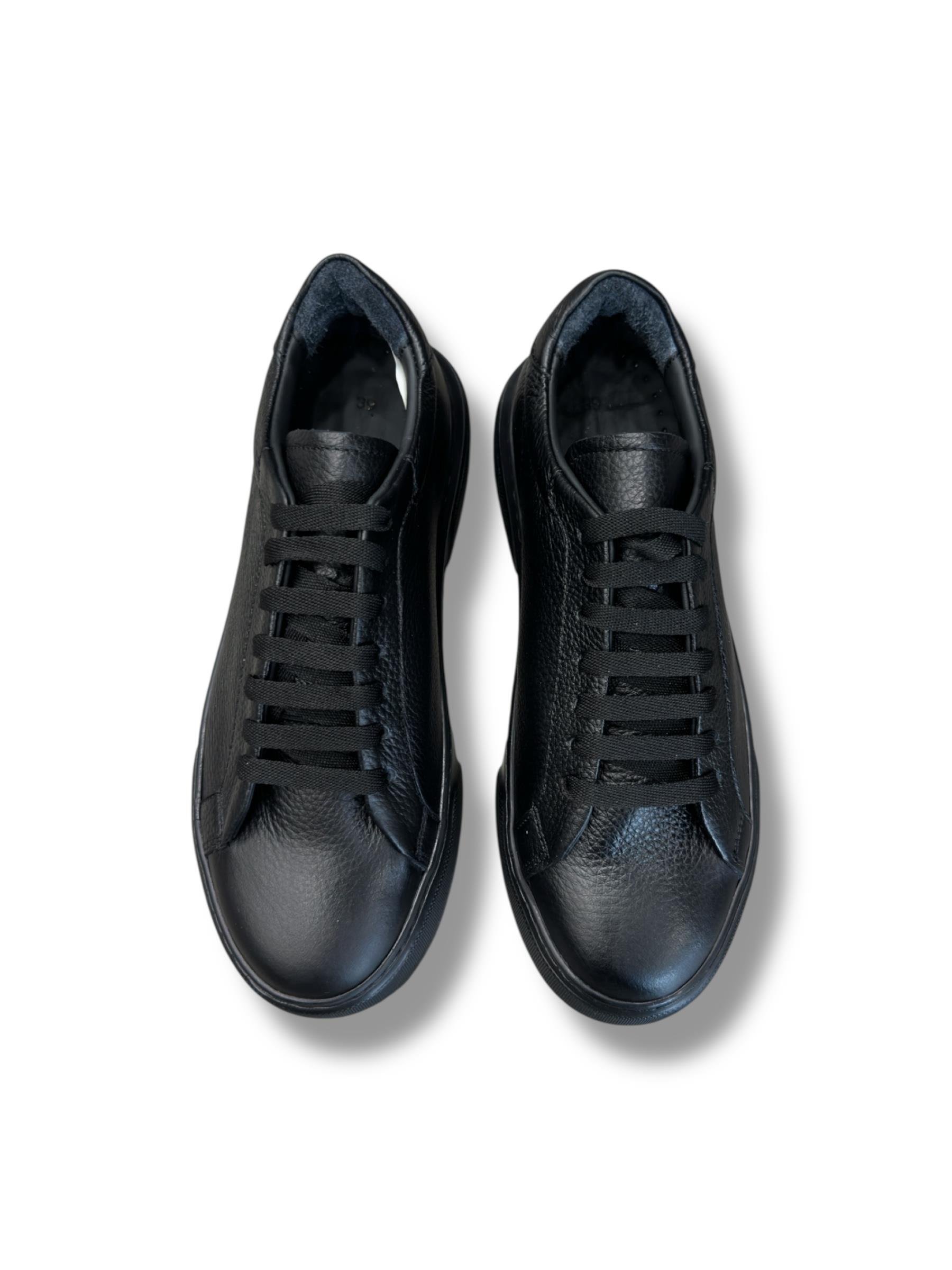 Deri SneakersKategorisizKategorisizDeri SneakersDeri Sneakers