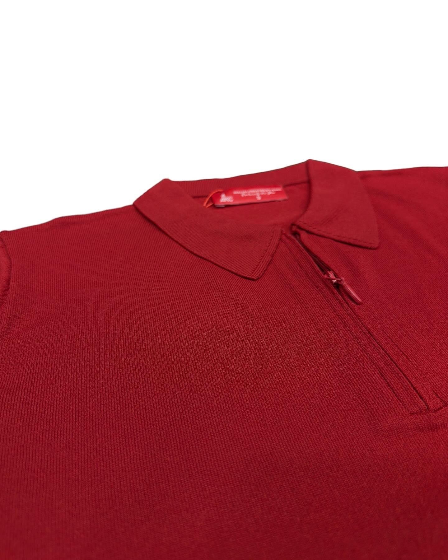 Rayon Yakalı T-shirt