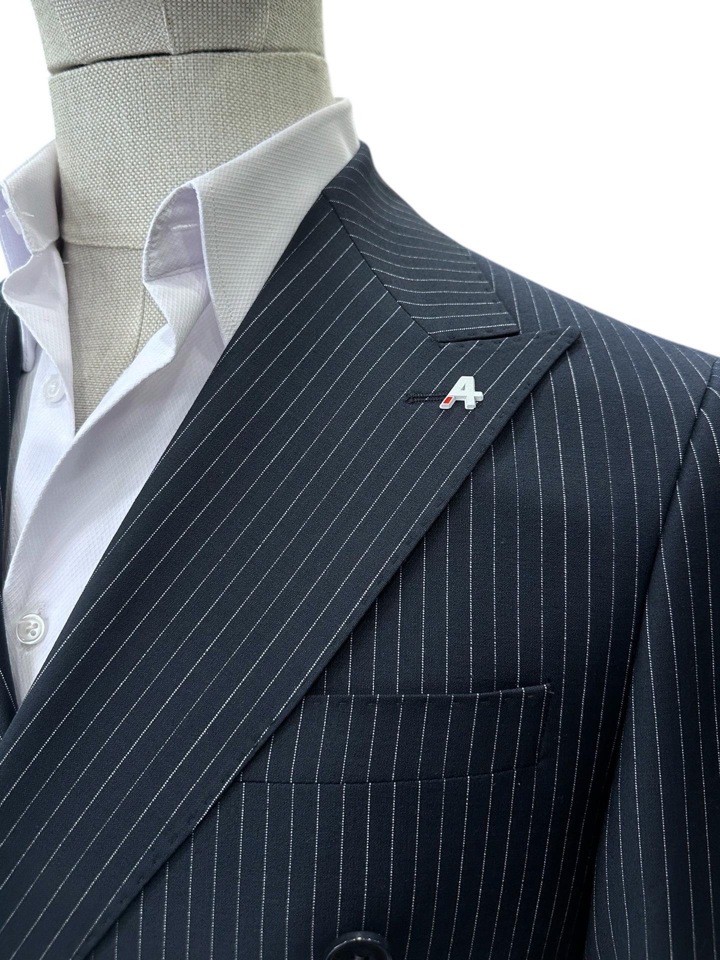 Takım ElbiseExcellency Yün Takım ElbiseExcellency Yün Takım Elbise