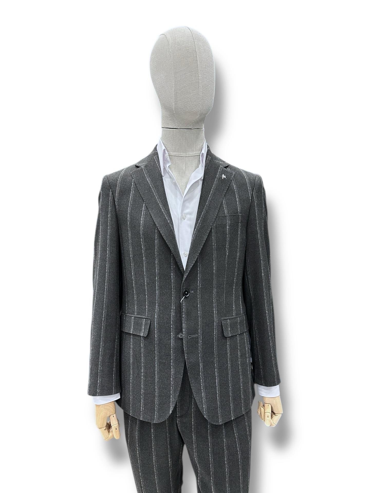 Takım ElbiseGentle Takım ElbiseGentle Takım Elbise