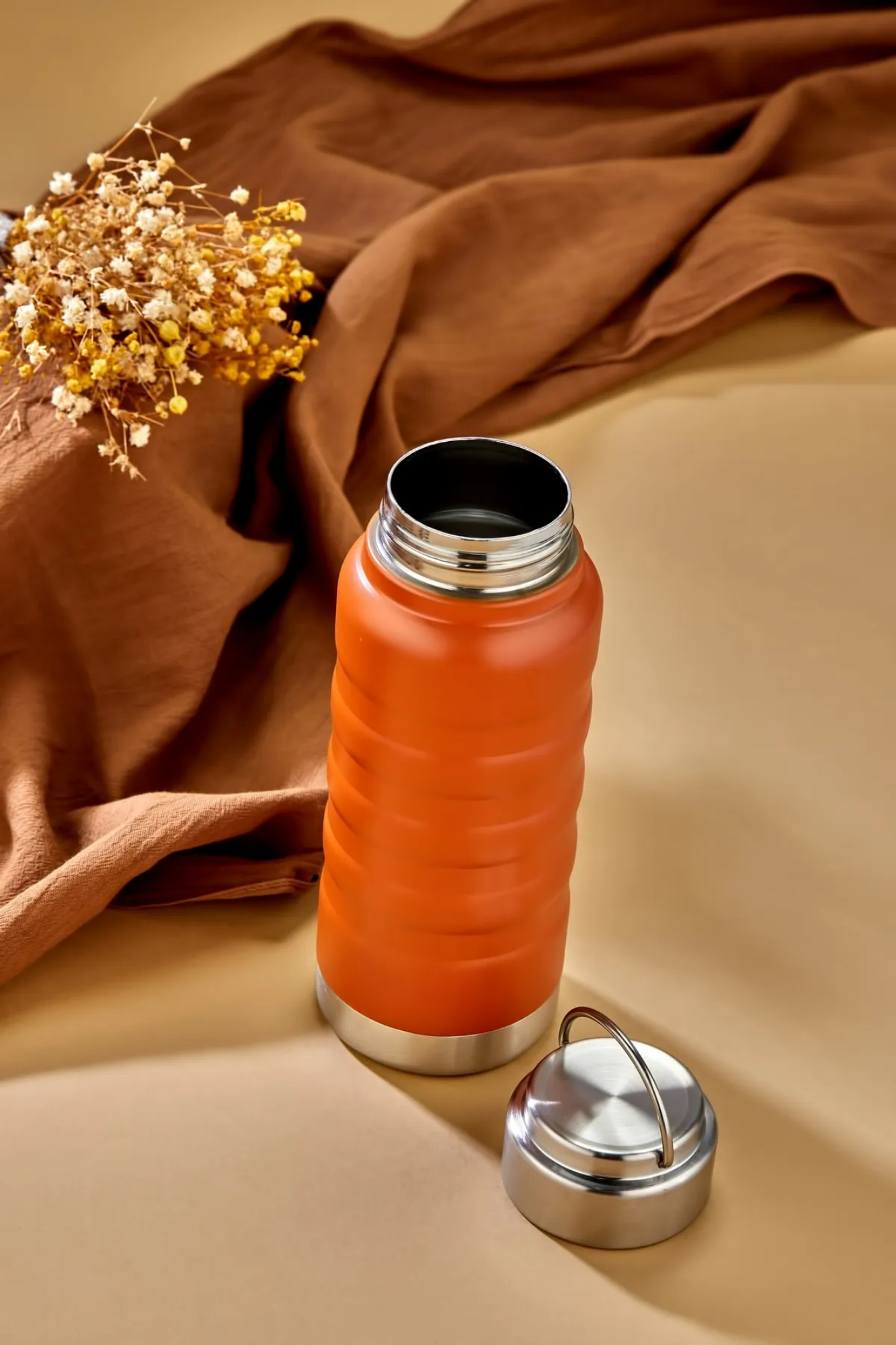 Yaren Style400 ml Paslanmaz Termos – Su, Meşrubat, Çay için | Okul, Kamp, İkram Kullanımı400 ml Turuncu Paslanmaz Çelik Termos – Su, Meşrubat, Çay için | Kamp, Okul, Piknik, Servis & İkram