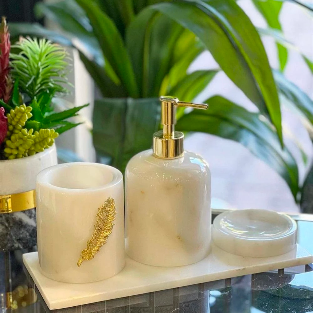 4'lü Gerçek Mermer Lüks Figürlü Banyo Sabunluk Seti - Renk : Gold