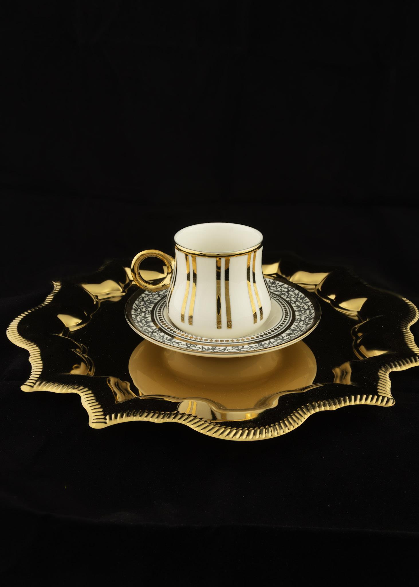 Yaren StyleTek Kişilik Gold Renk Yıldız Paslanmaz Söz Nişan Çeyiz, Kahve, Çay, Dekoratif Sunum Tepsisi 25x25cmTek Kişilik Gold Renk Yıldız Paslanmaz Söz Nişan Çeyiz, Kahve, Çay, Dekoratif Sunum Tepsisi 25x25cm
