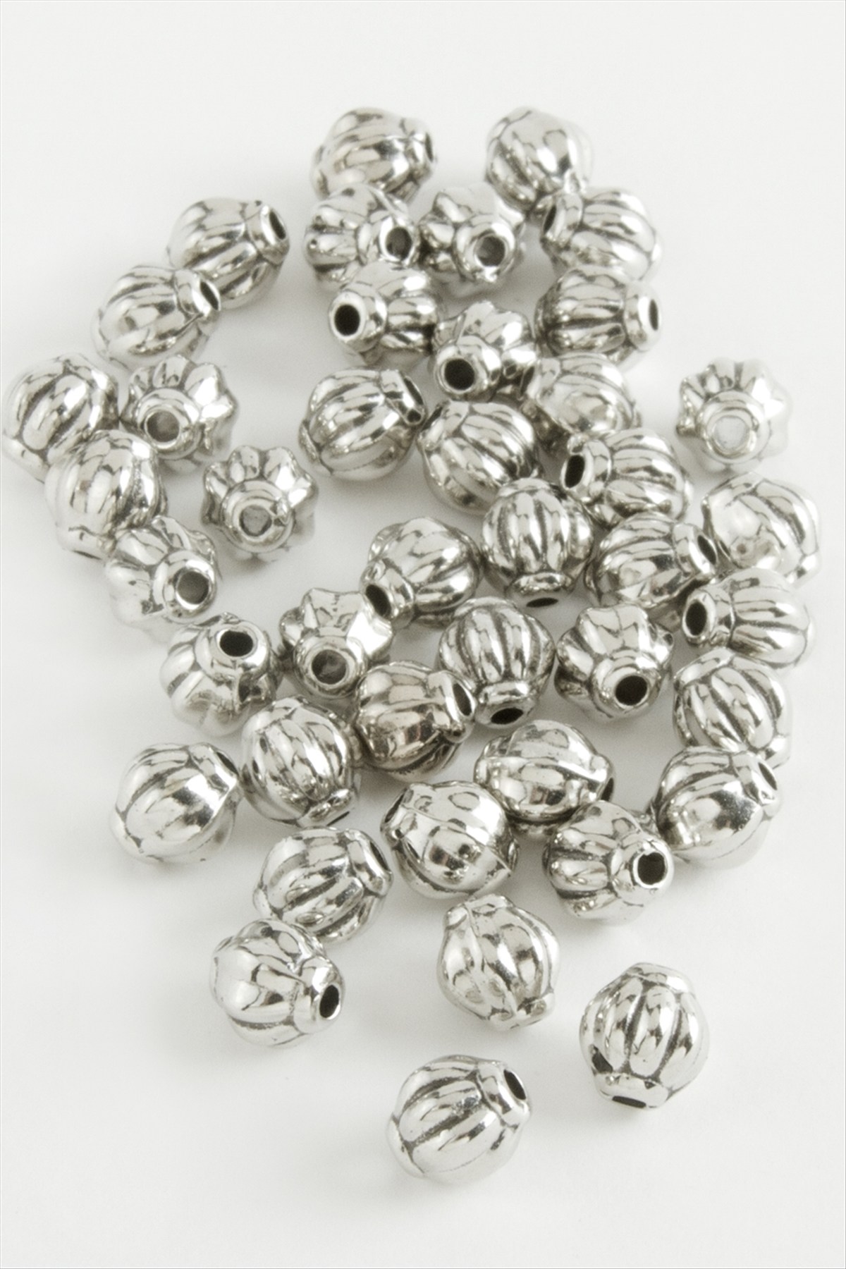 0,6 mm Çizgili Oval Plastik Tesbih Püskül Ara Aparatı 50 Gram