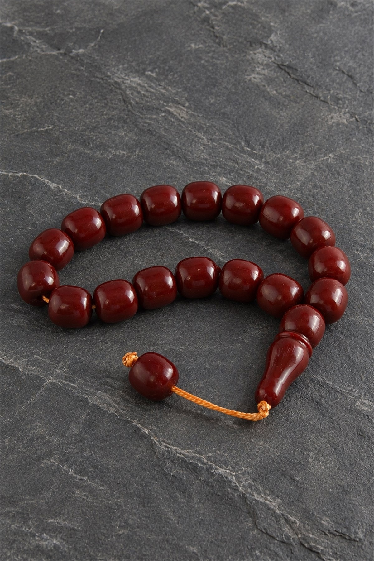 17'li Oval Şakşak Tesbih