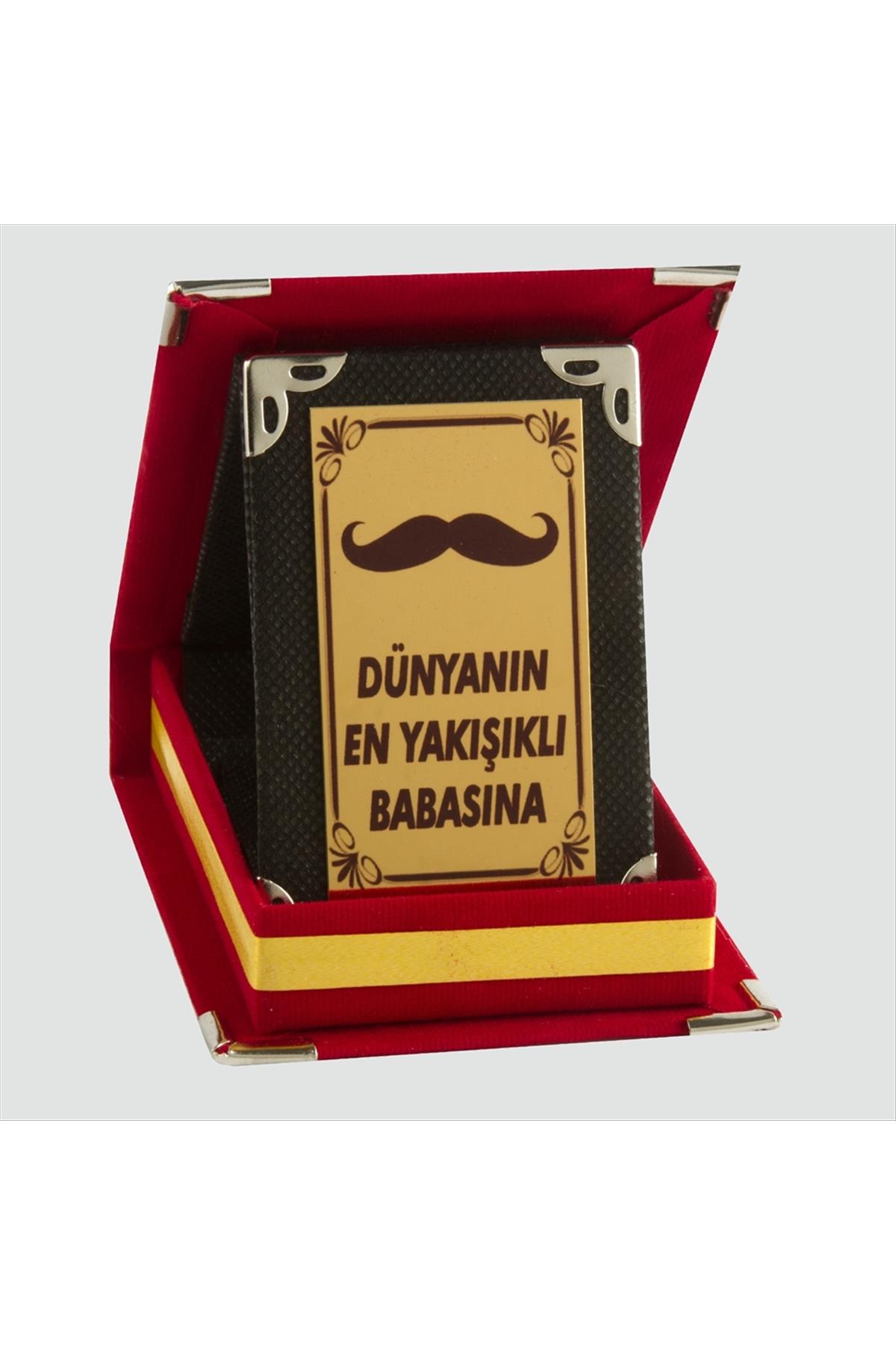 Dünyanın En Yakışıklı Babasına Plaketi