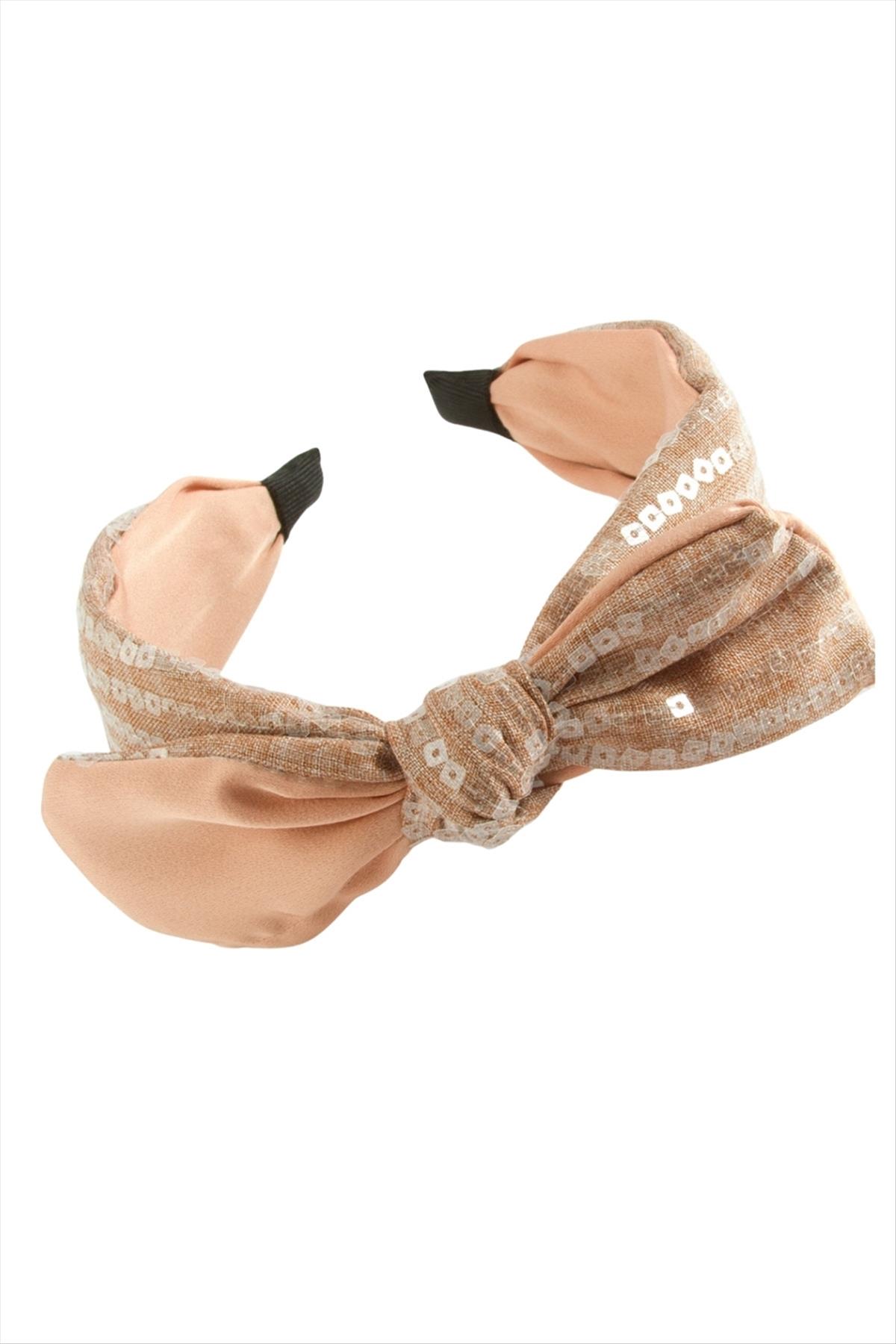 Fiyong Pullu Desenli Taç