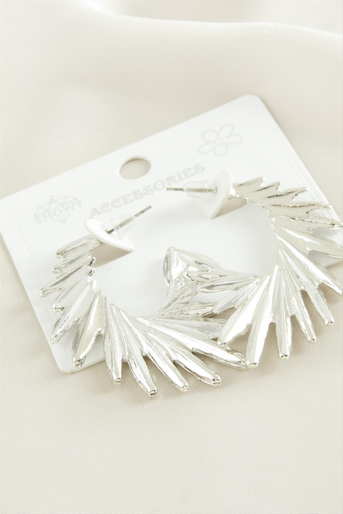 Kanat Metal Küpe