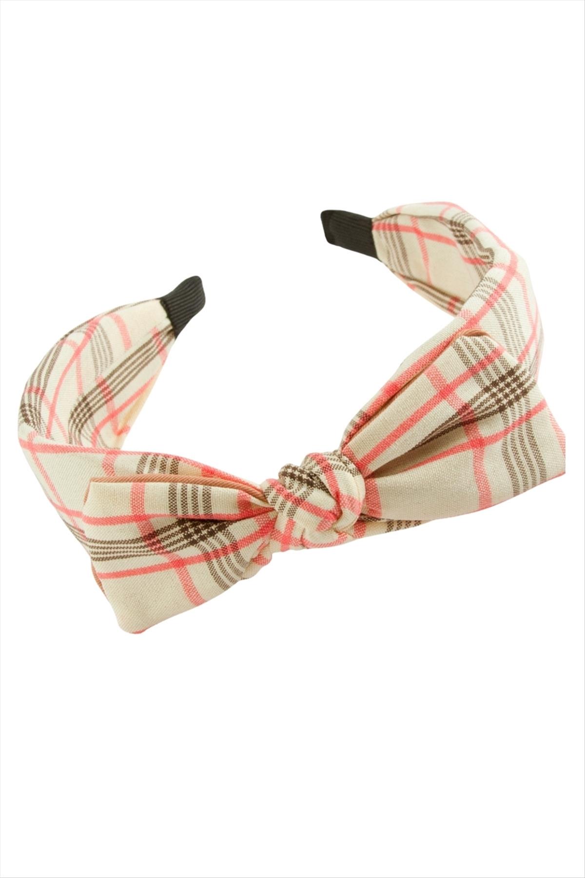 Kare Desenli Fiyong Taç