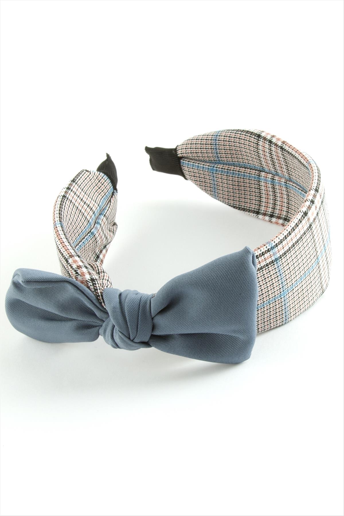 Kare Desenli Fiyong Taç