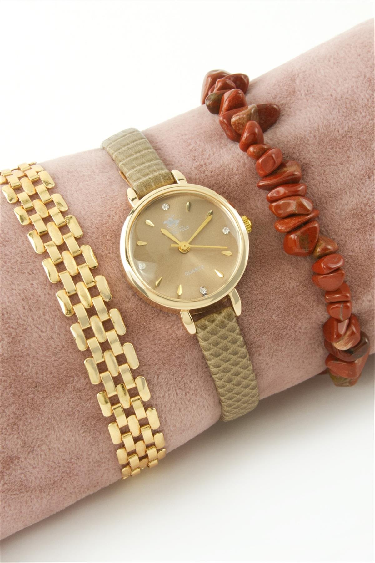 Kayışlı Bayan Kol Saati ve Bileklik Kombini