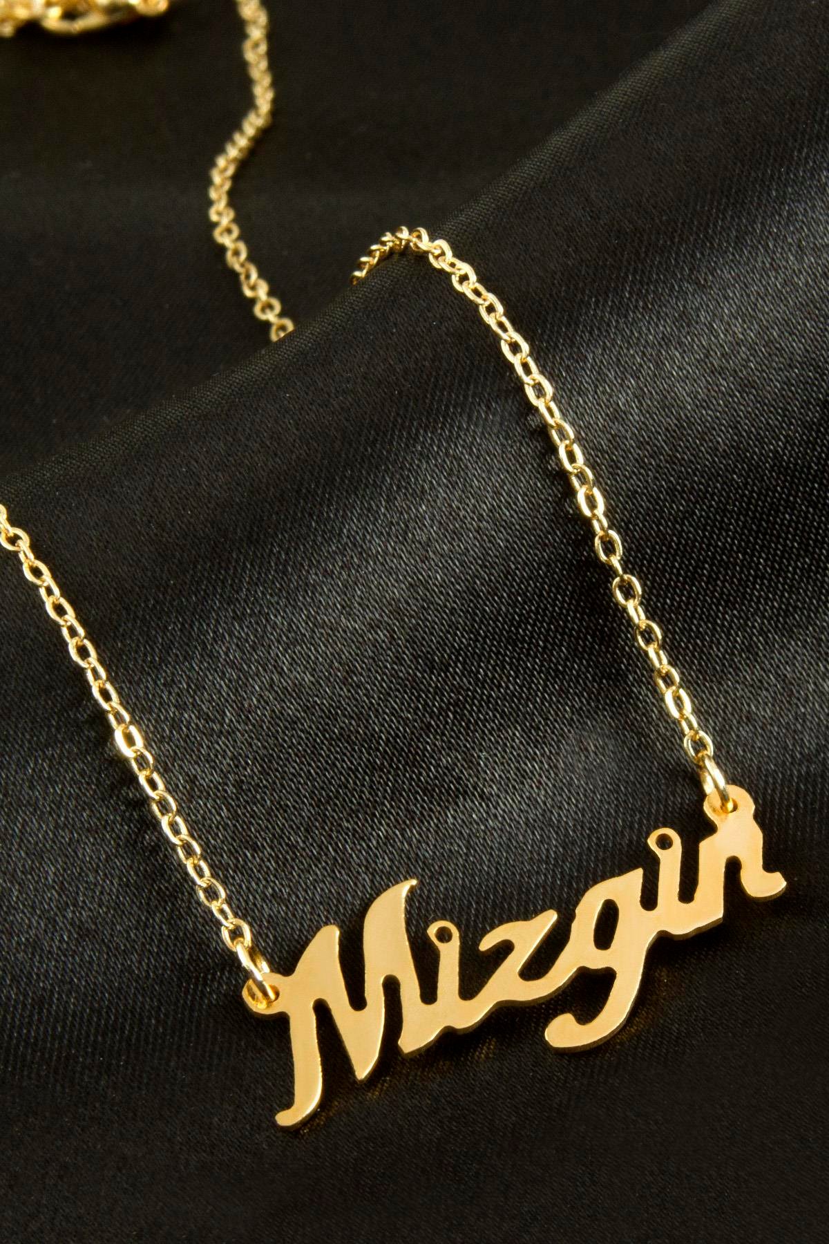 Mizgin İsimli Kolye (Kişiye Özel)