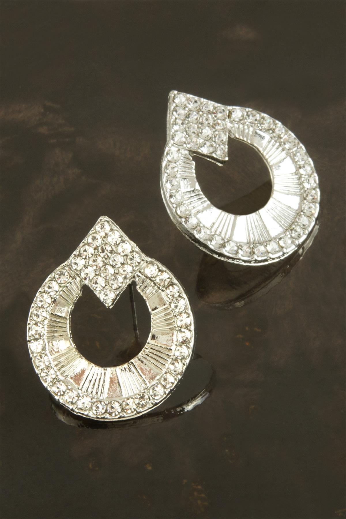 Oval Taşlı Küpe