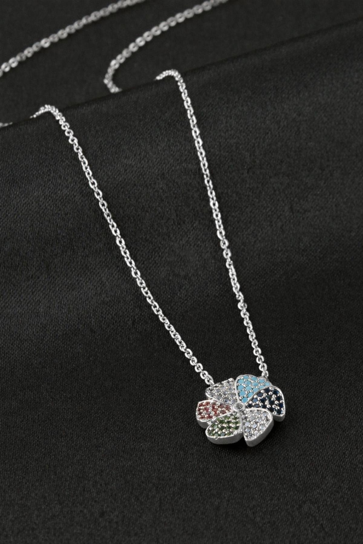 Papatya Zirkon Taşlı Kolye