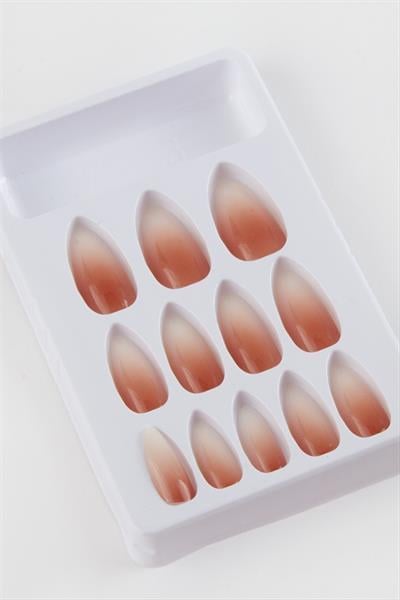 Yaricci Takma Tırnak