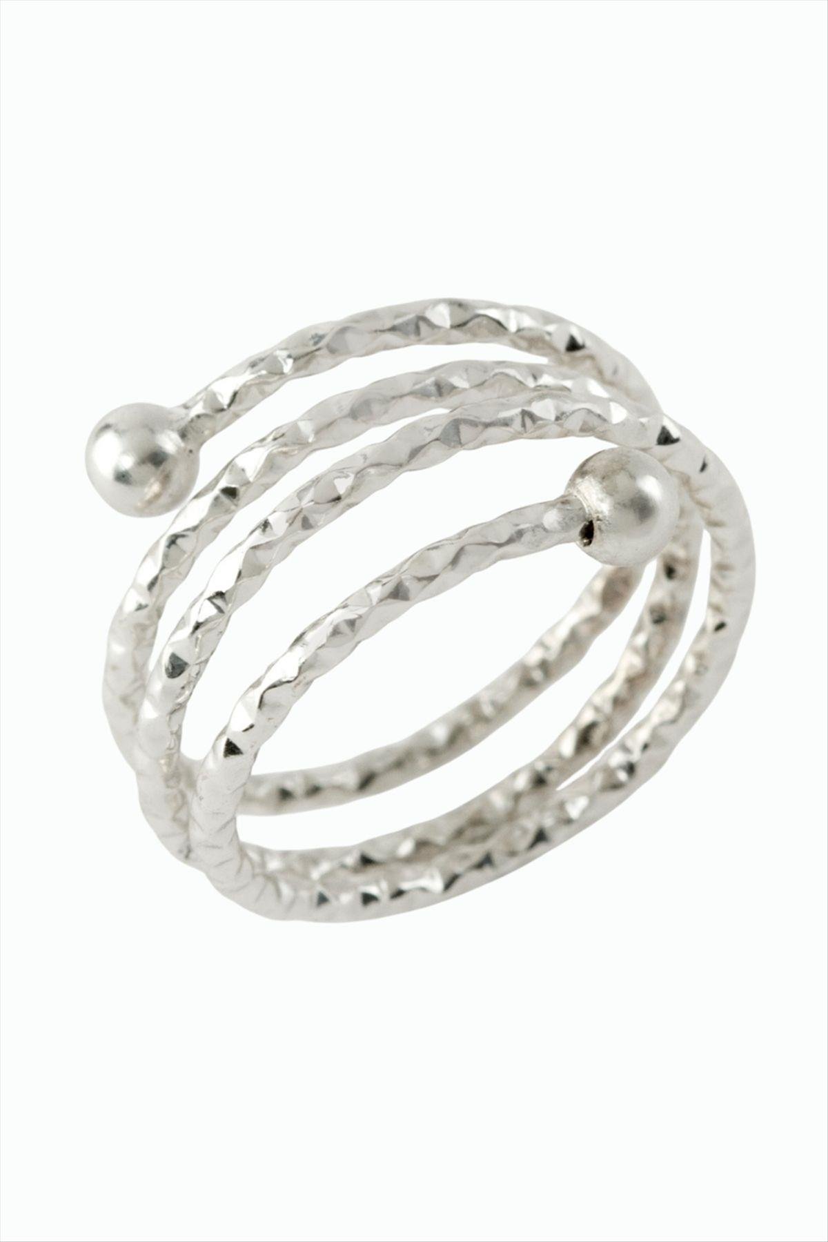 Yaylı Metal Yüzük