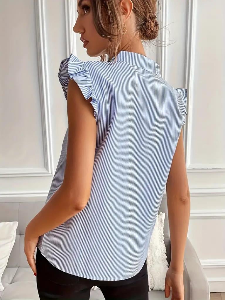 Kadın Kısa Kollu V Hakim Yaka Kolları Fırfırlı Poplin Polyester Bluz