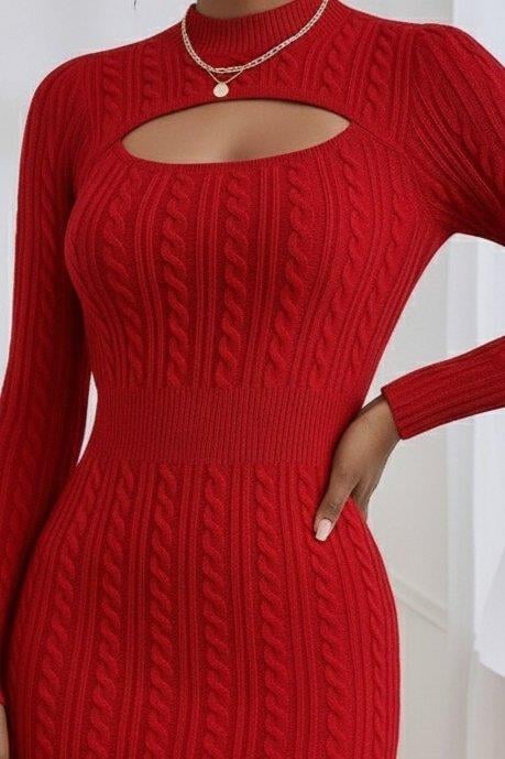 Kadın Uzun Kollu Yarı Balıkçı Yaka Pencere Göğüs Detay Mini Triko Elbise