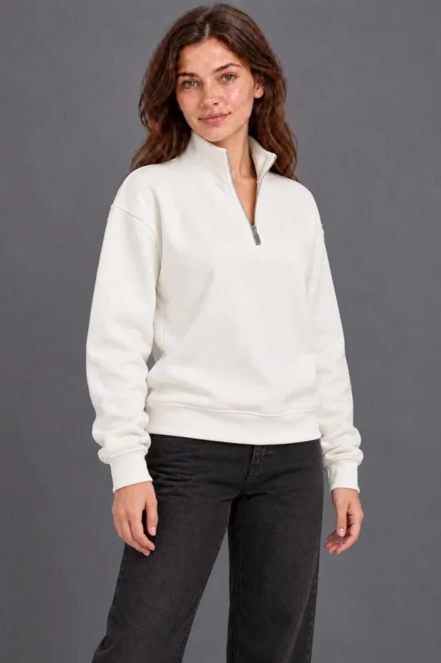 Üç İplik İçi Şardonlu Dik Yaka Yarım Fermuarlı Kışlık Sweatshirt - Beyaz
