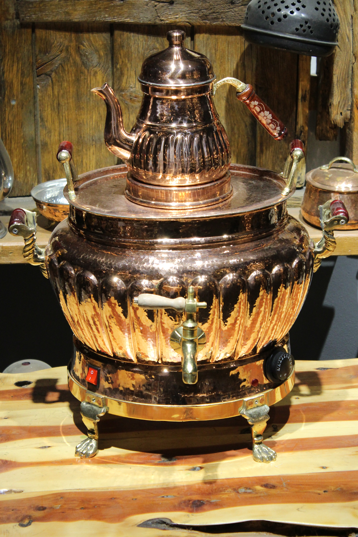 Turna Bakır Sultani Oval Dilimli Elektrikli Semaver 3 No Kırmızı Turna5562-1