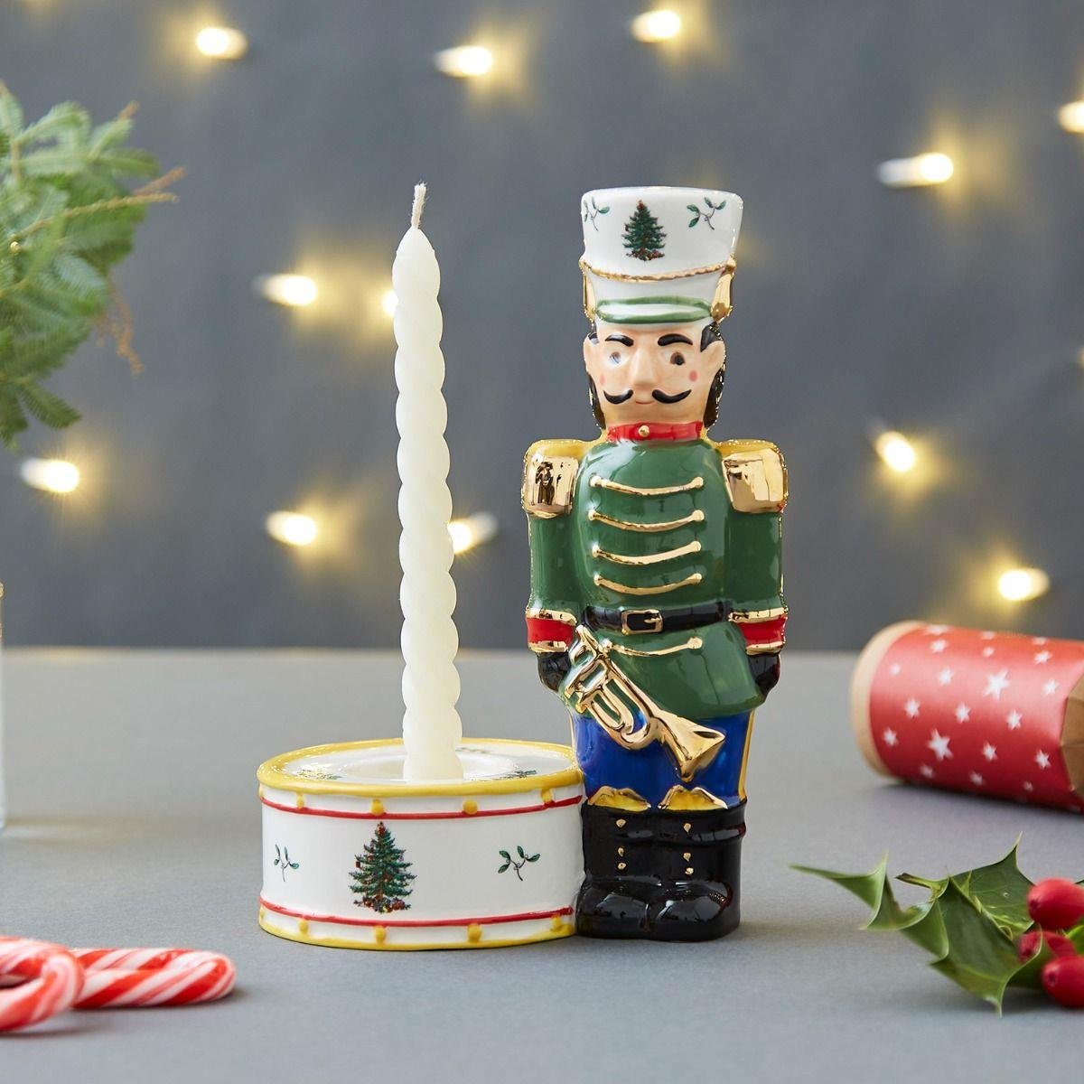 Christmas Tree Grn Nutcracker Candleholder