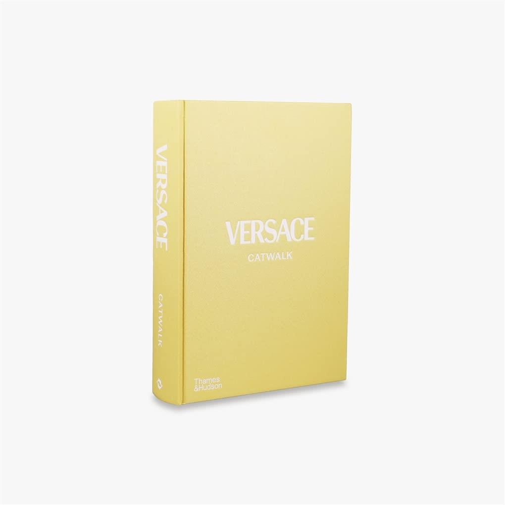 Mugue Store Versace Catwalk