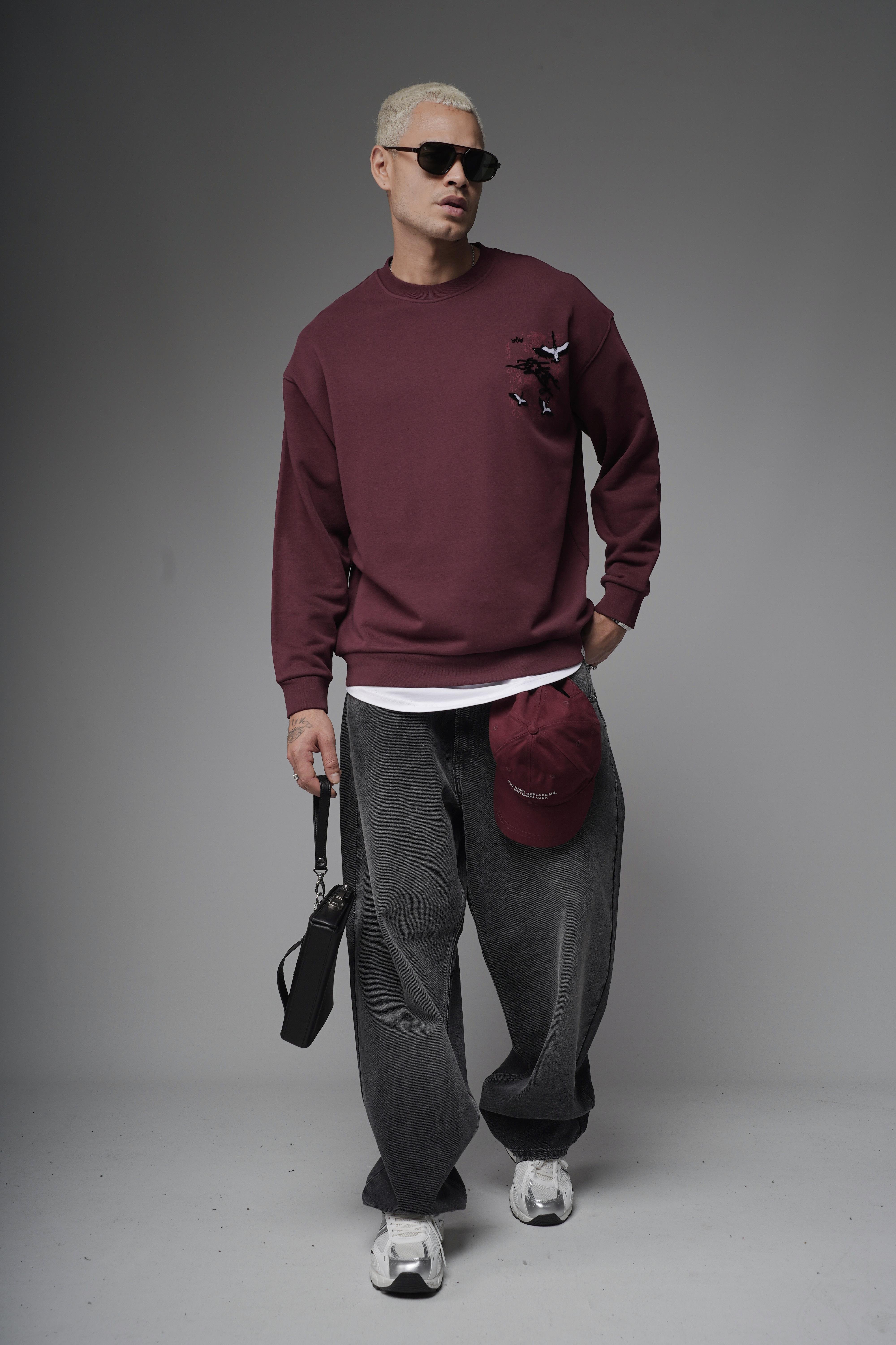 Bisiklet Yaka Sırtı Leylek Baskılı Nakışlı Oversize Kalıp Sweatshirt