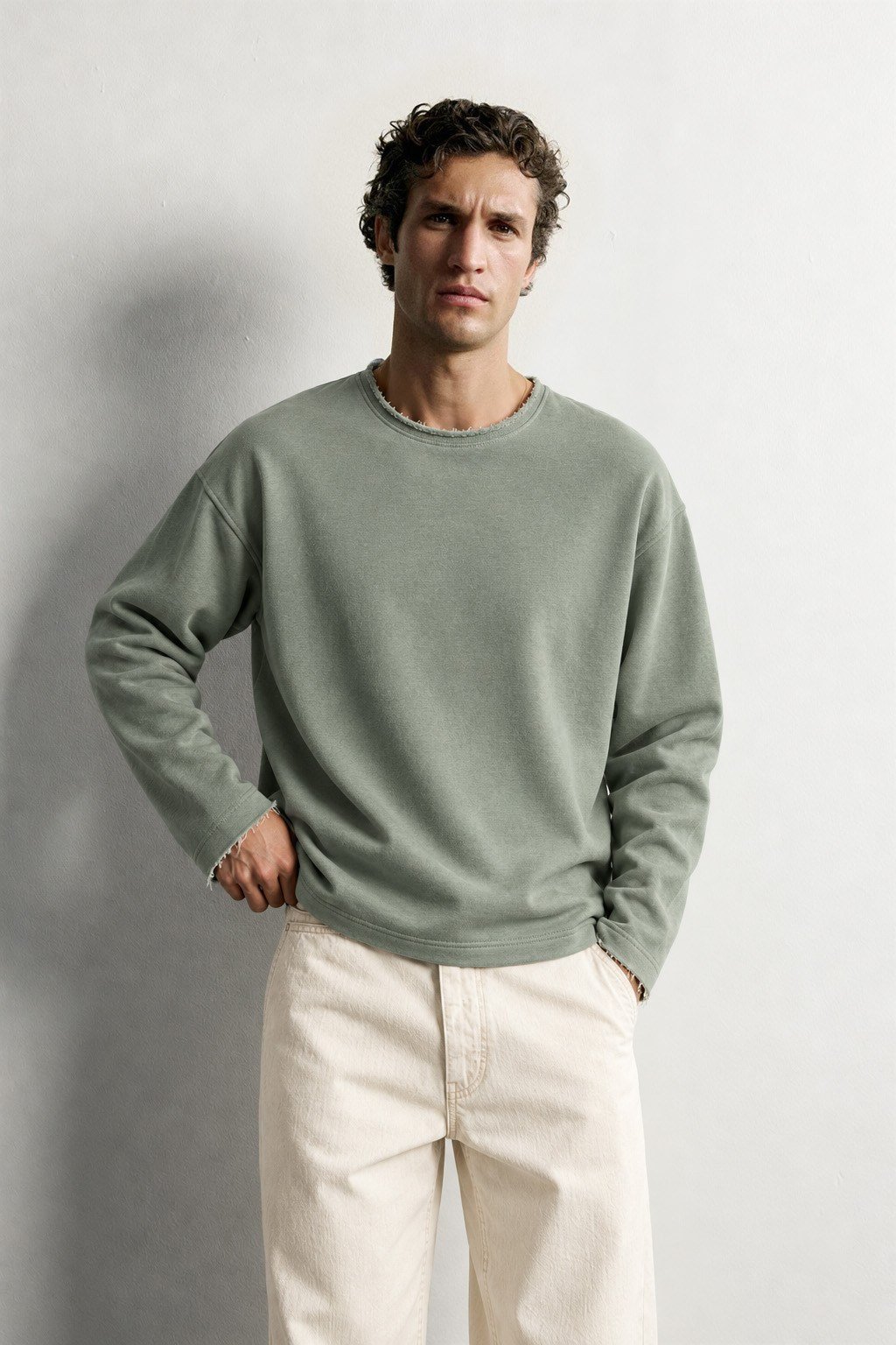 Erkek Basic Pis Yaka Oversize Sweatshirt