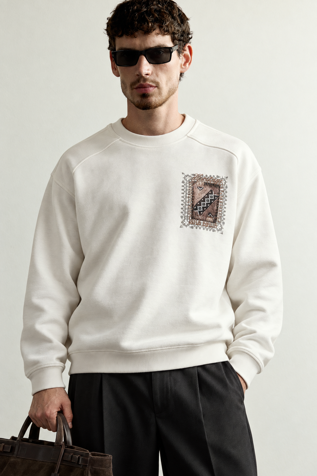 Erkek Sırt ve Göğüs Etnik Desen Patch Baskılı Bisiklet Yaka Oversize Sweatshirt