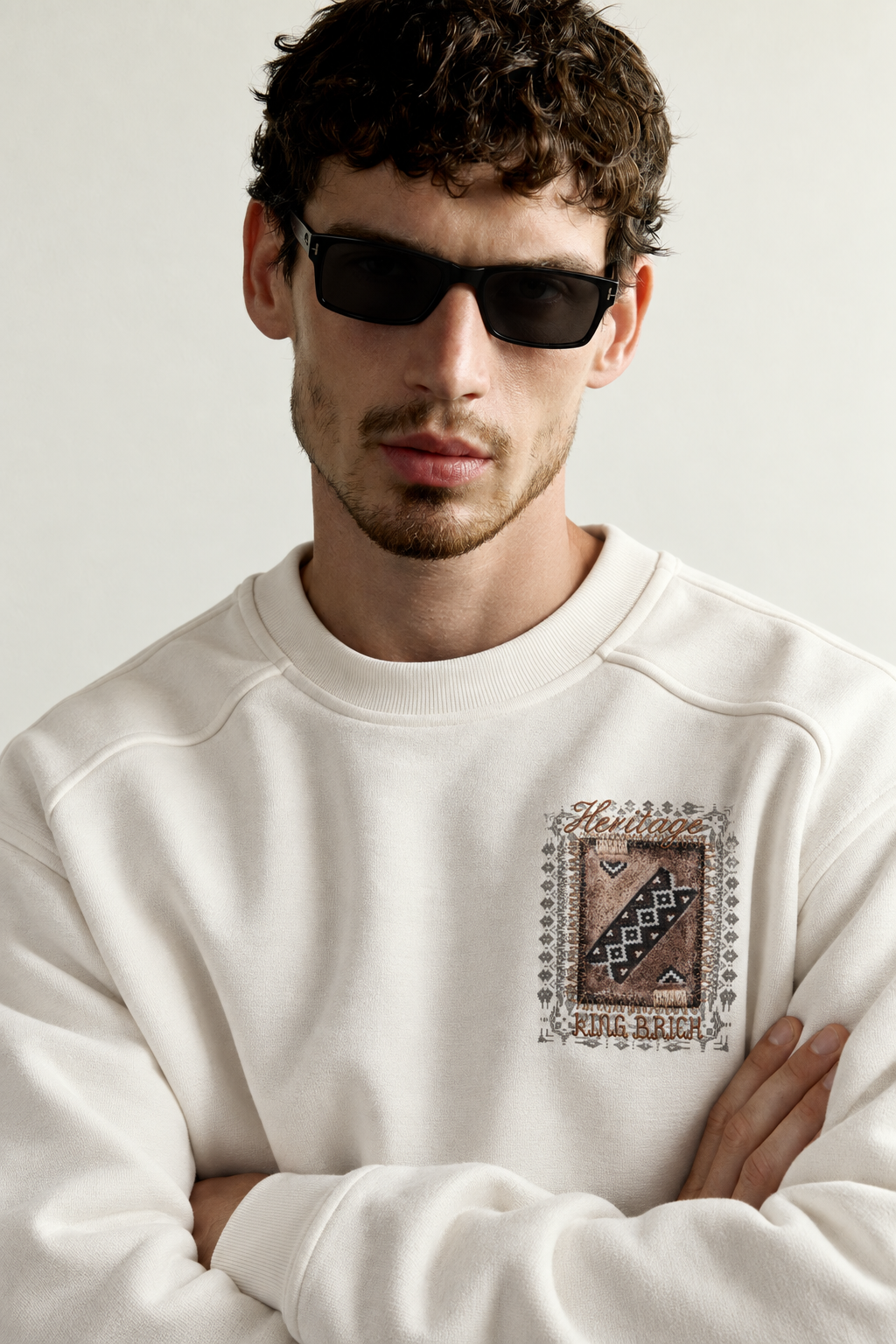 Erkek Sırt ve Göğüs Etnik Desen Patch Baskılı Bisiklet Yaka Oversize Sweatshirt